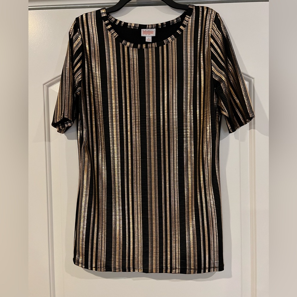 Lularoe Elegant Gold and Black Gigi in Size Large